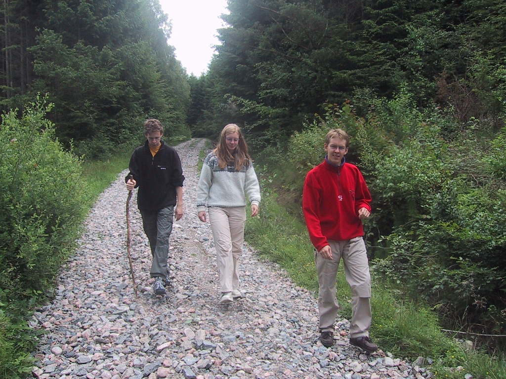 100-0009_IMG_4.JPG